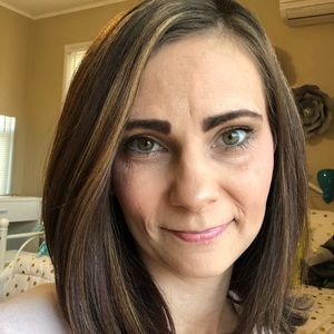 Meet your Posher, Michele